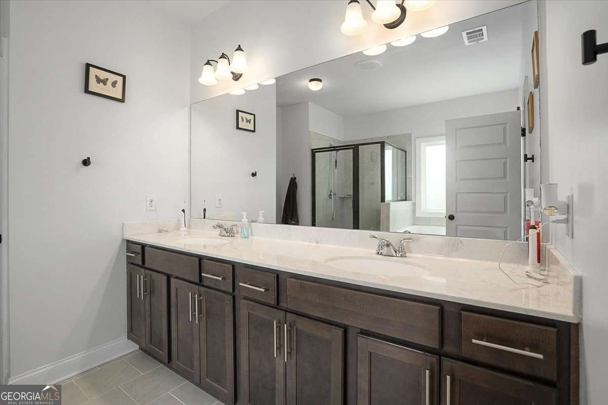 297 Woodbury Lane Hull - Photo 22