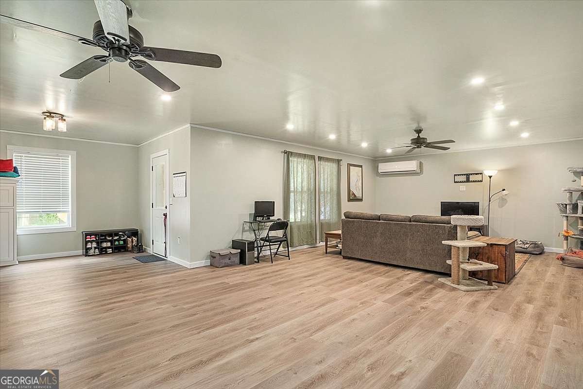 297 Woodbury Lane Hull - Photo 34