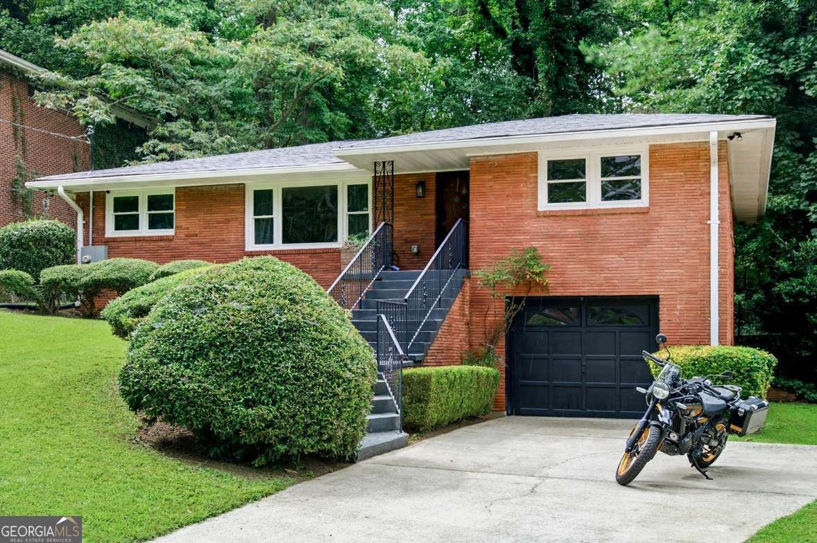 3028 Baker Ridge Drive Atlanta - main photo