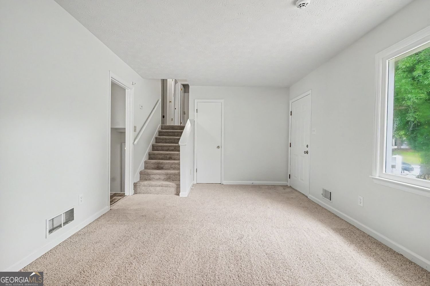 220 Summer Pond Trail Lawrenceville - Photo 9