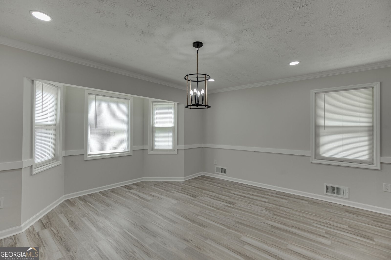 4445 Lake Forest Drive Oakwood - Photo 12