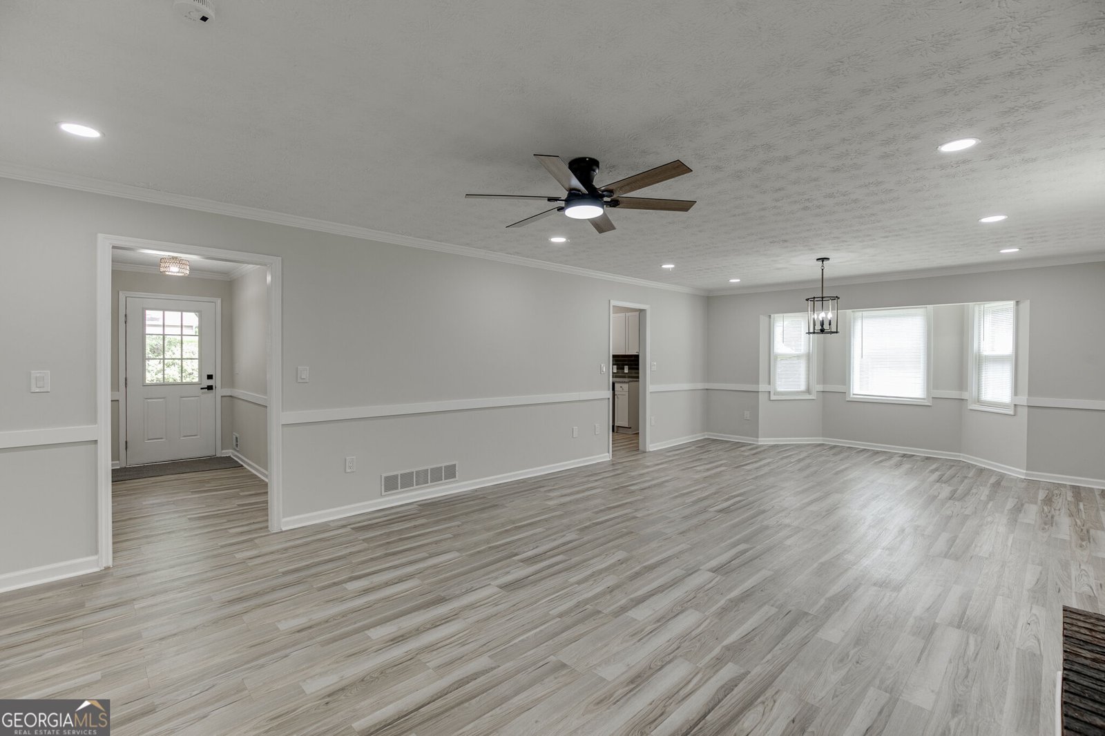 4445 Lake Forest Drive Oakwood - Photo 18