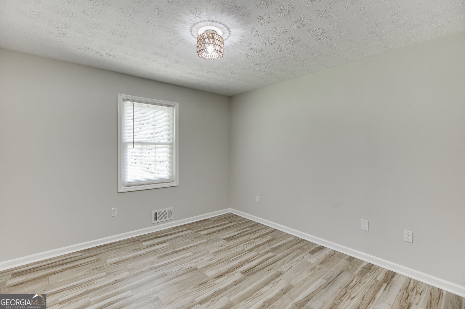 4445 Lake Forest Drive Oakwood - Photo 19