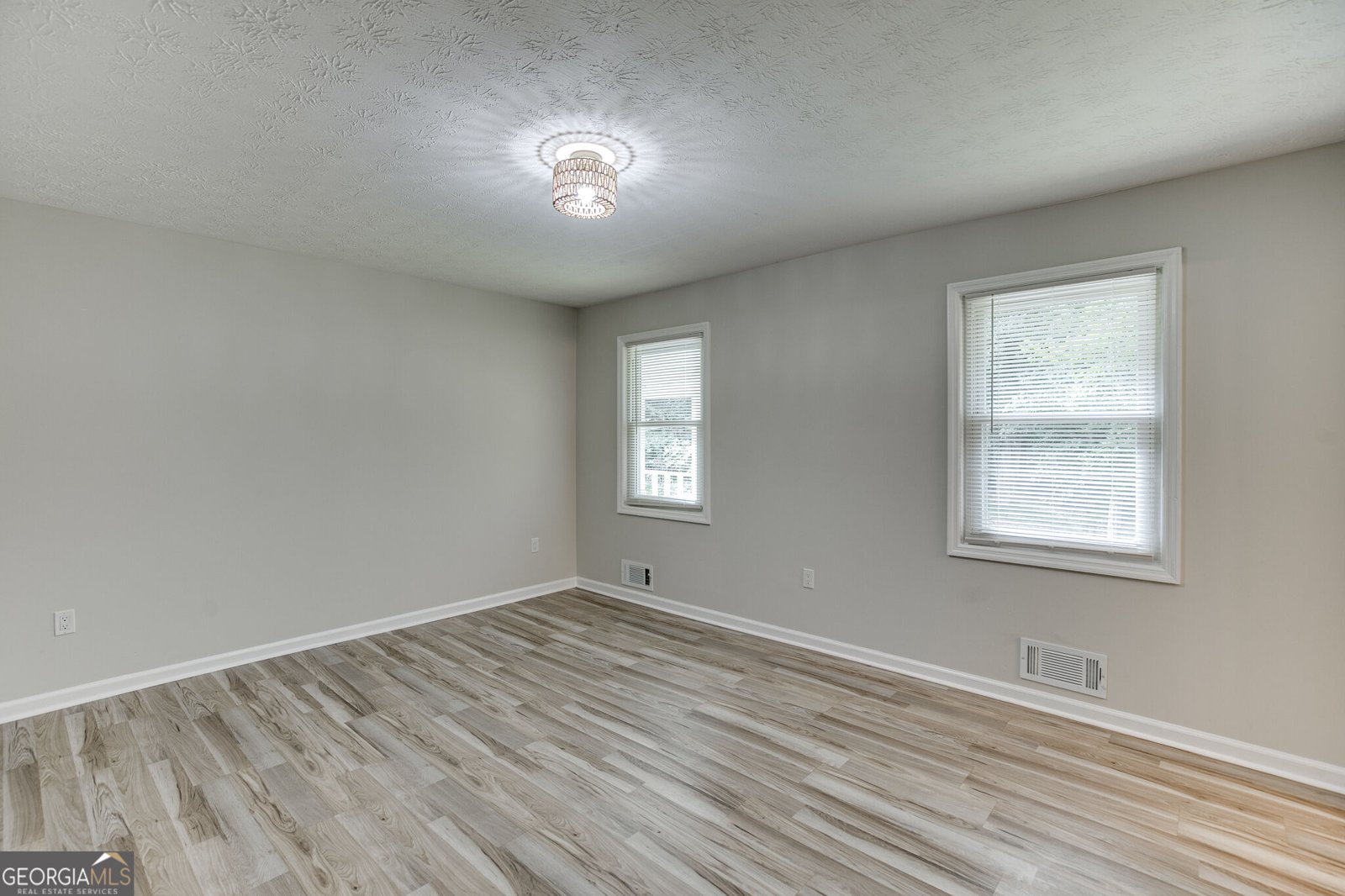 4445 Lake Forest Drive Oakwood - Photo 24