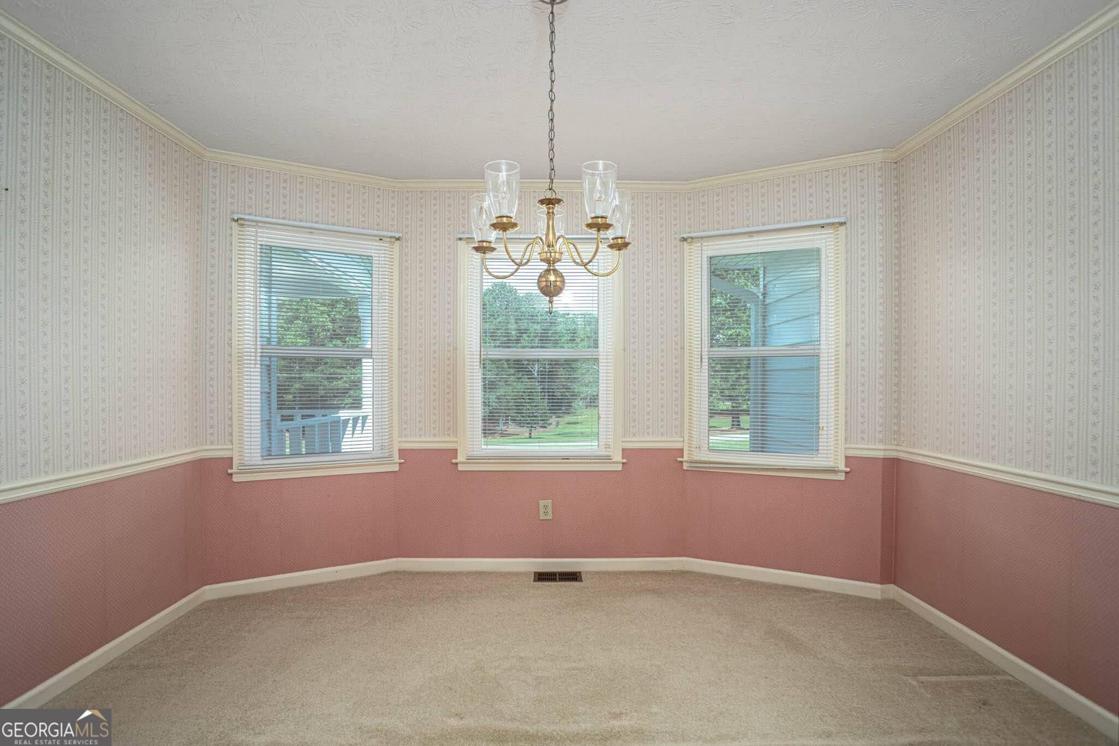 195 Skyview Drive Social Circle - Photo 14