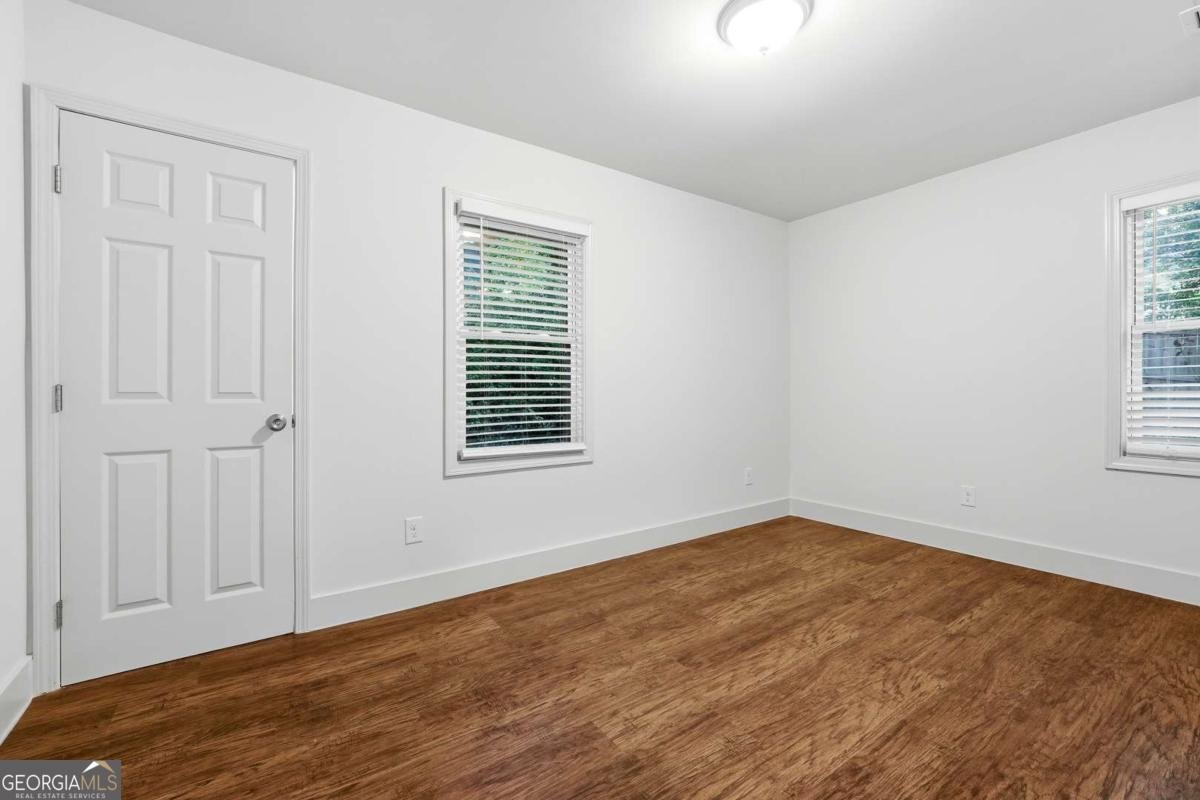 364 Brooks Avenue Atlanta - Photo 18