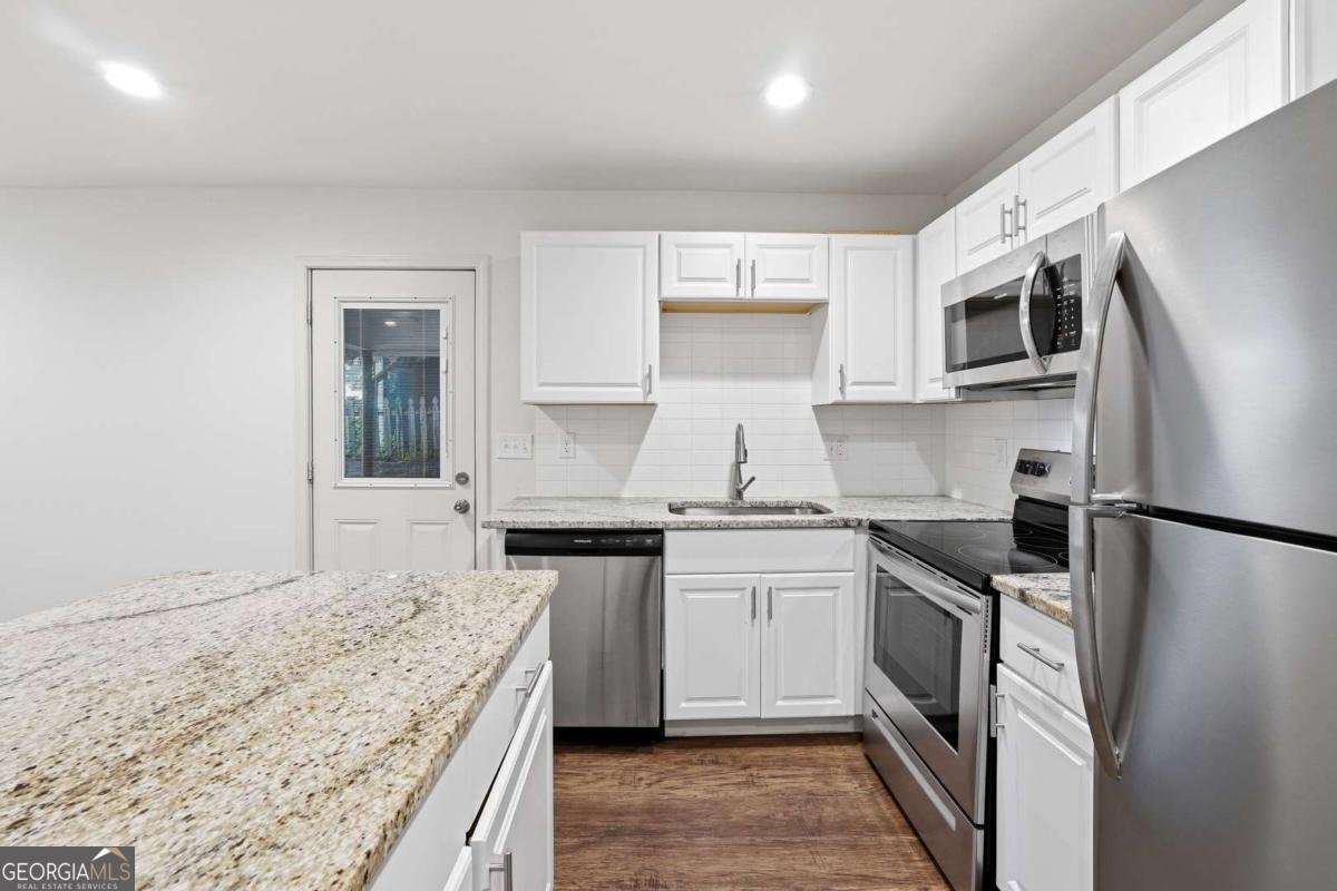 364 Brooks Avenue Atlanta - Photo 7