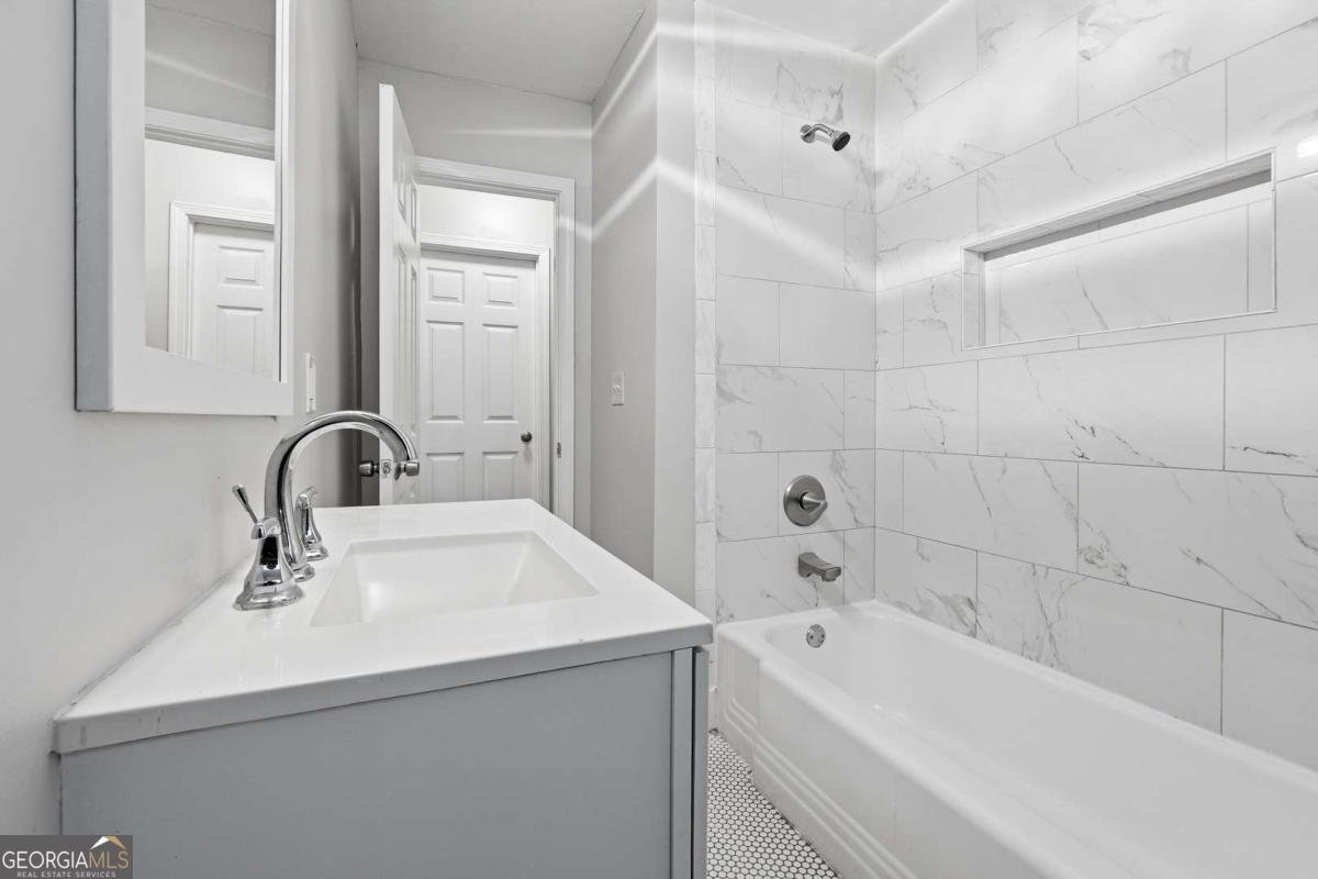 2889 Delray Drive Atlanta - Photo 13
