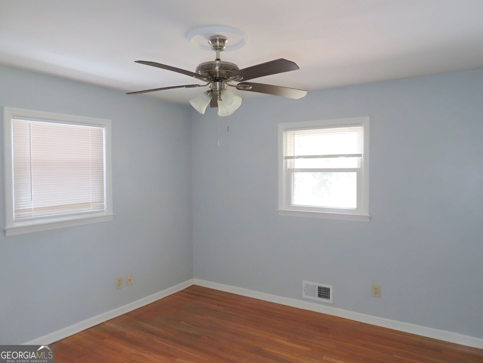2705 Hayden Drive East Point - Photo 10