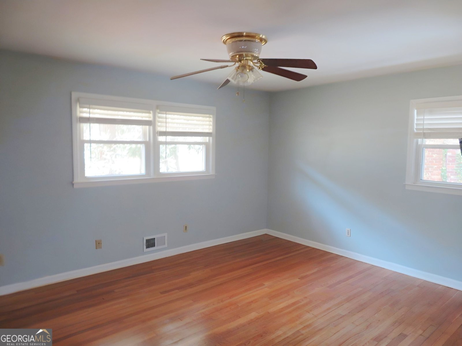 2705 Hayden Drive East Point - Photo 11