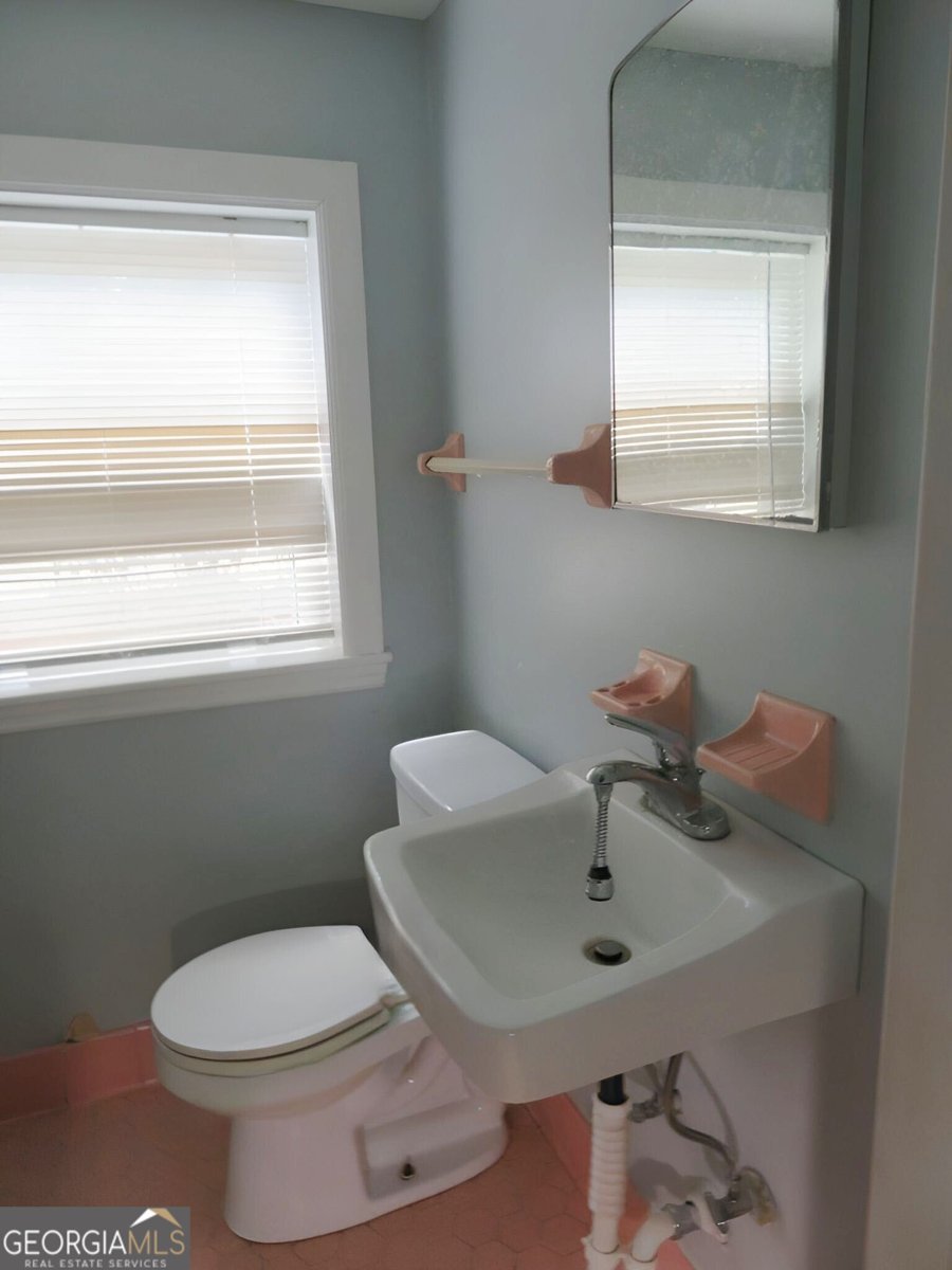 2705 Hayden Drive East Point - Photo 17