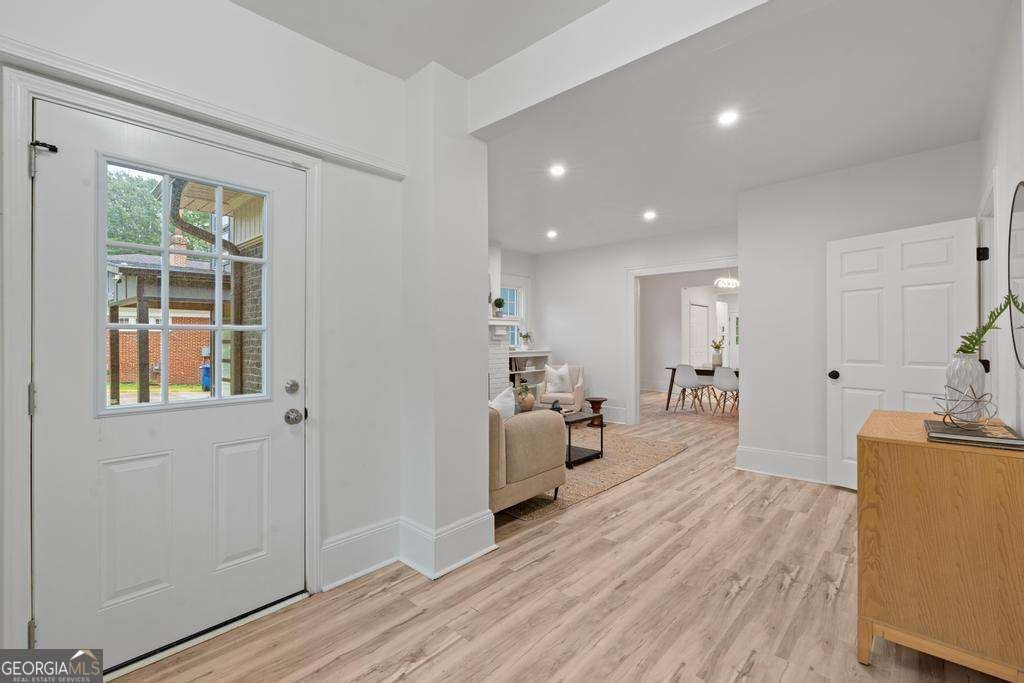 1670 Gordon Street Atlanta - Photo 7