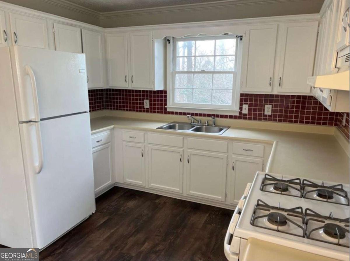 603 Butler Court Woodstock - Photo 8