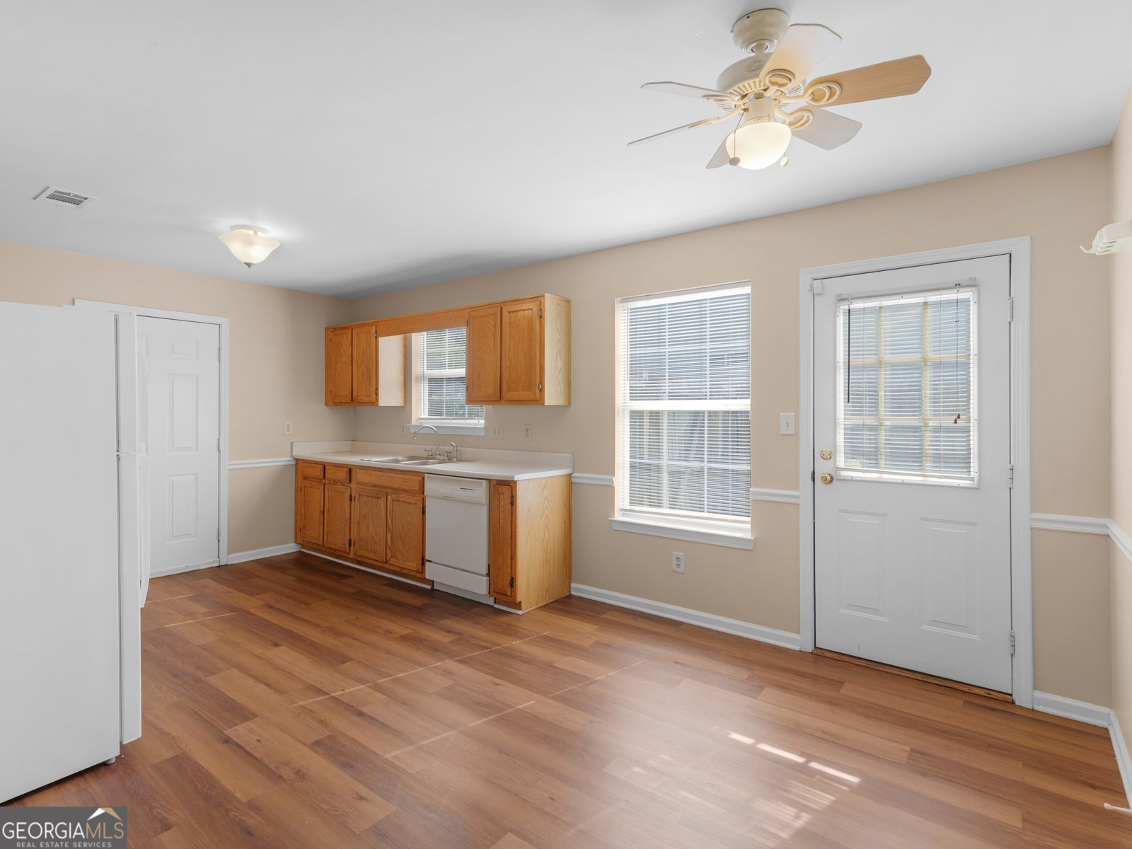 261 Brandon Ridge Circle Stockbridge - Photo 6