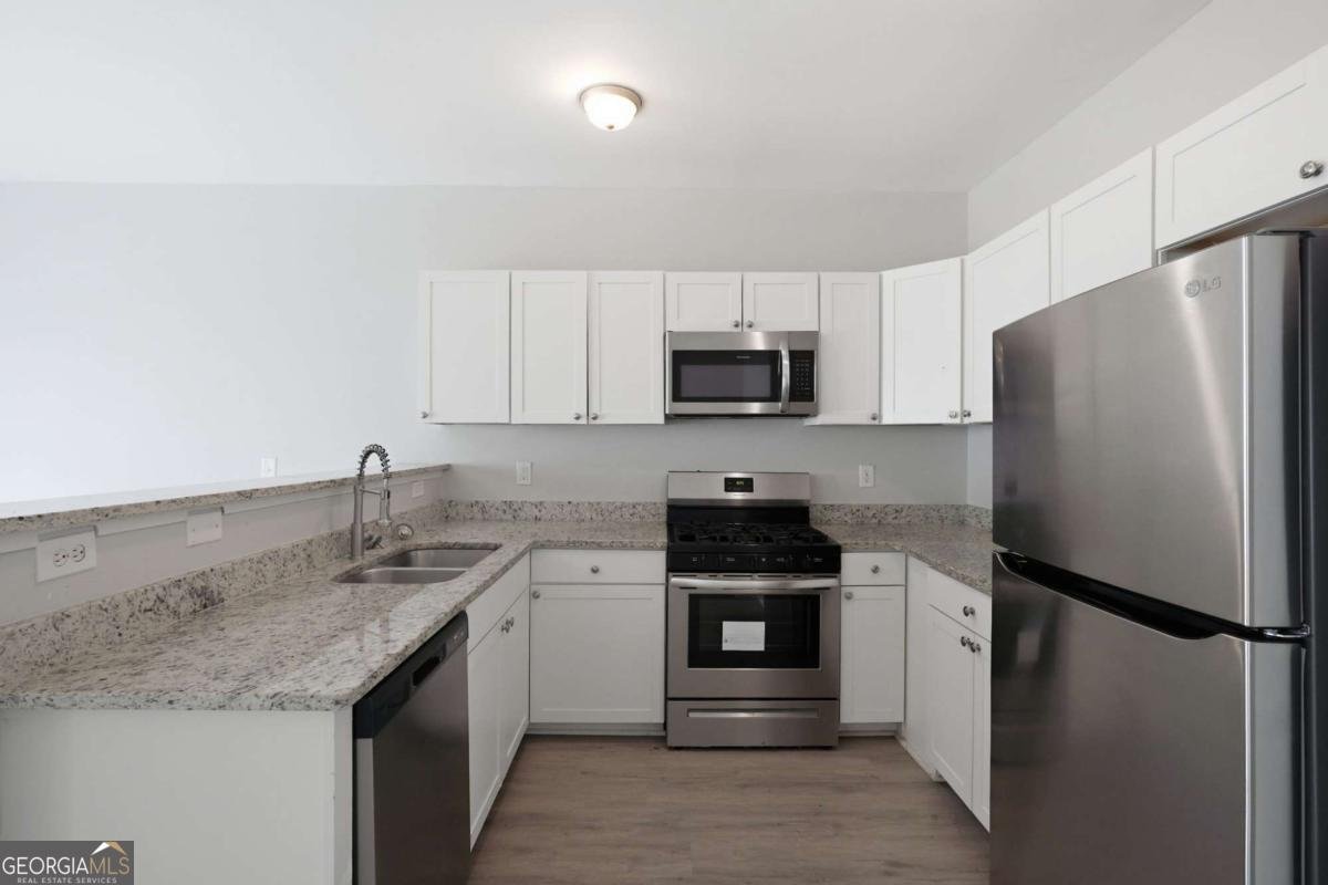 4299 Notting Hill Drive Atlanta - Photo 10
