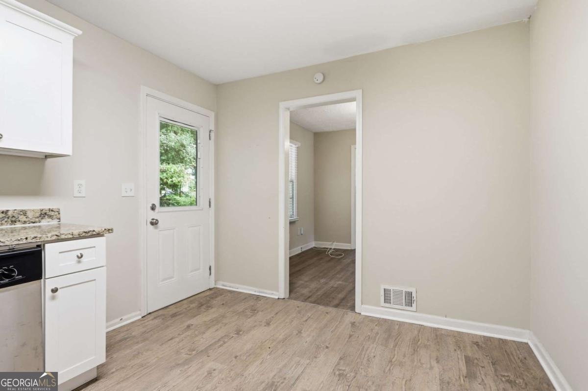 1068 Longshore Drive Decatur - Photo 8