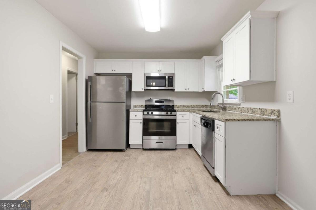 1068 Longshore Drive Decatur - Photo 9