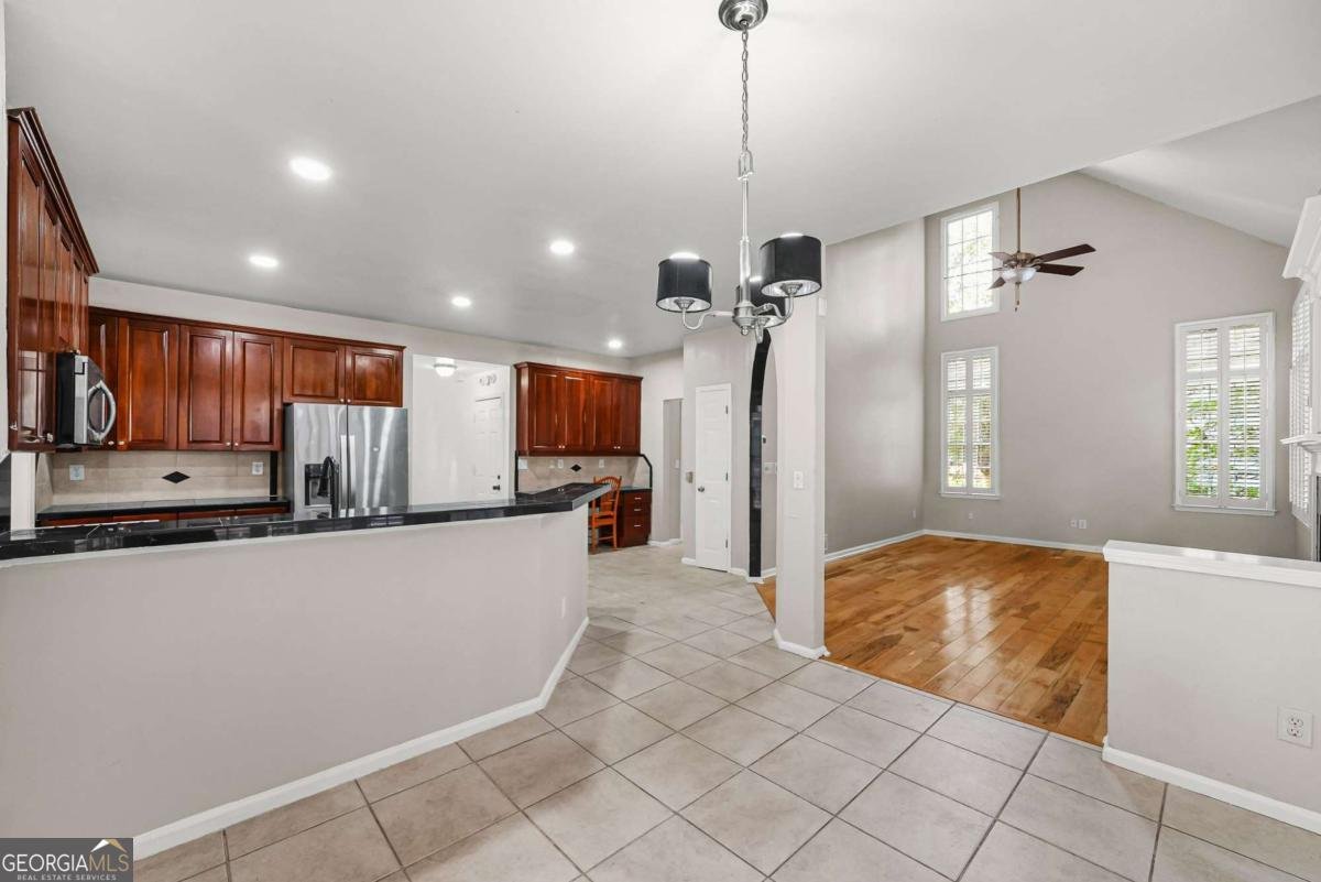 1014 Deer Hollow Drive Woodstock - Photo 12