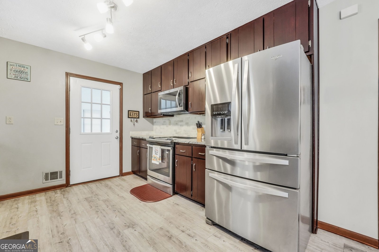 2050 McDonough Road Griffin - Photo 12