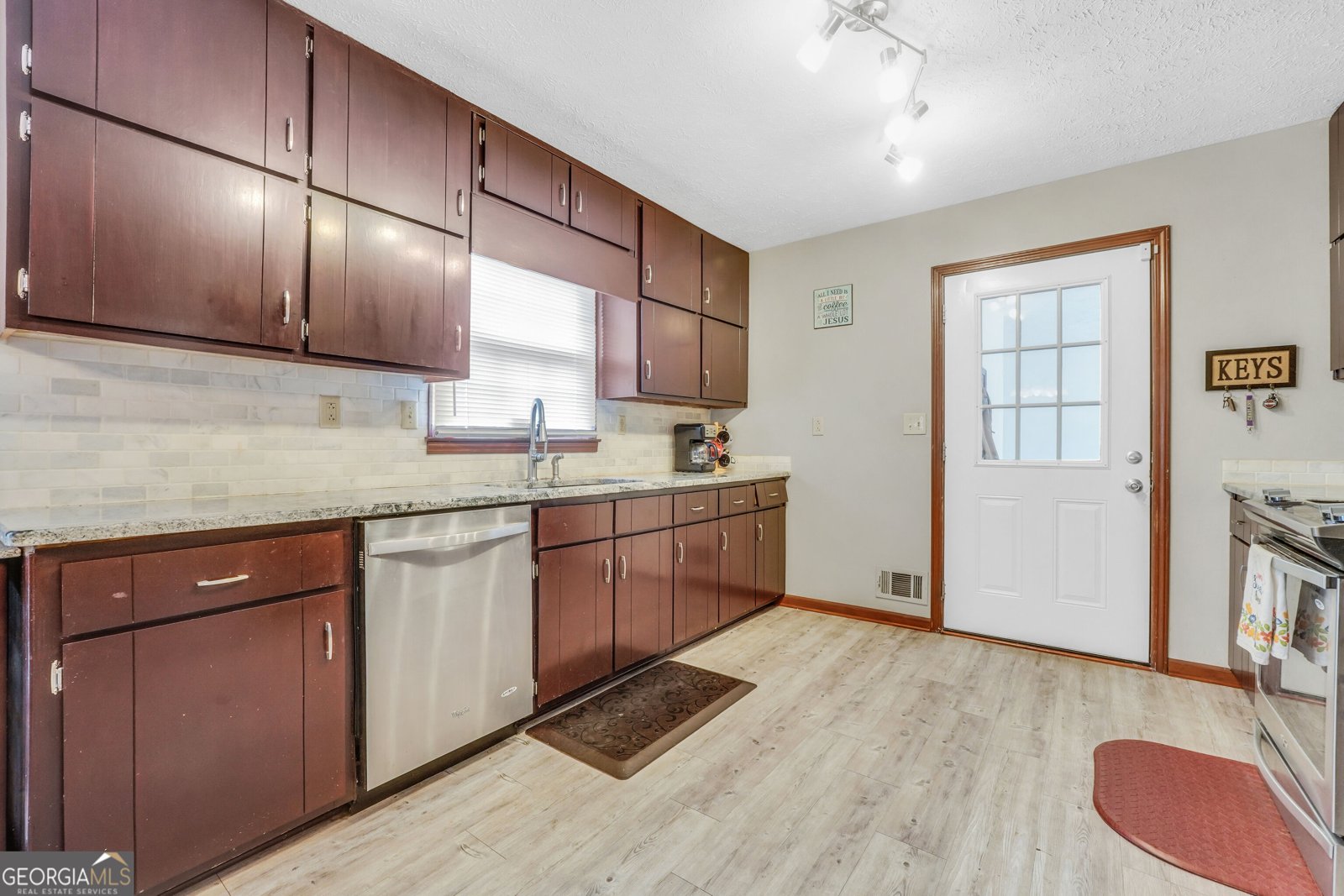 2050 McDonough Road Griffin - Photo 13