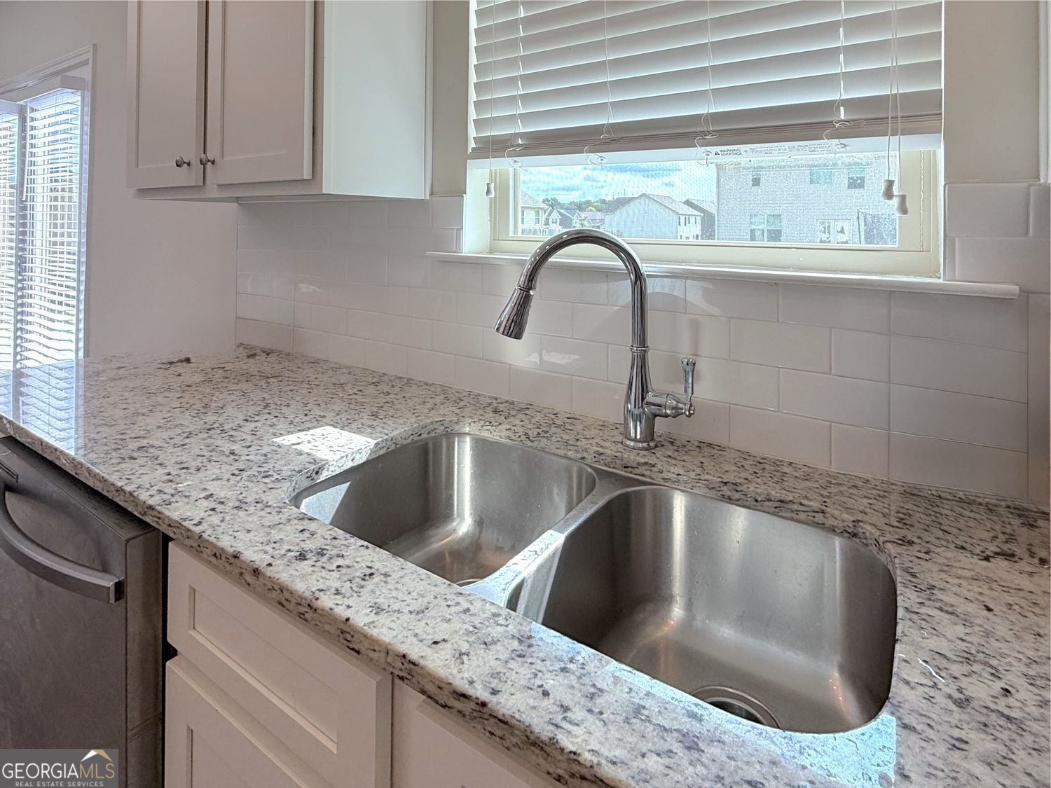 515 McGinnis Circle Calhoun - Photo 7