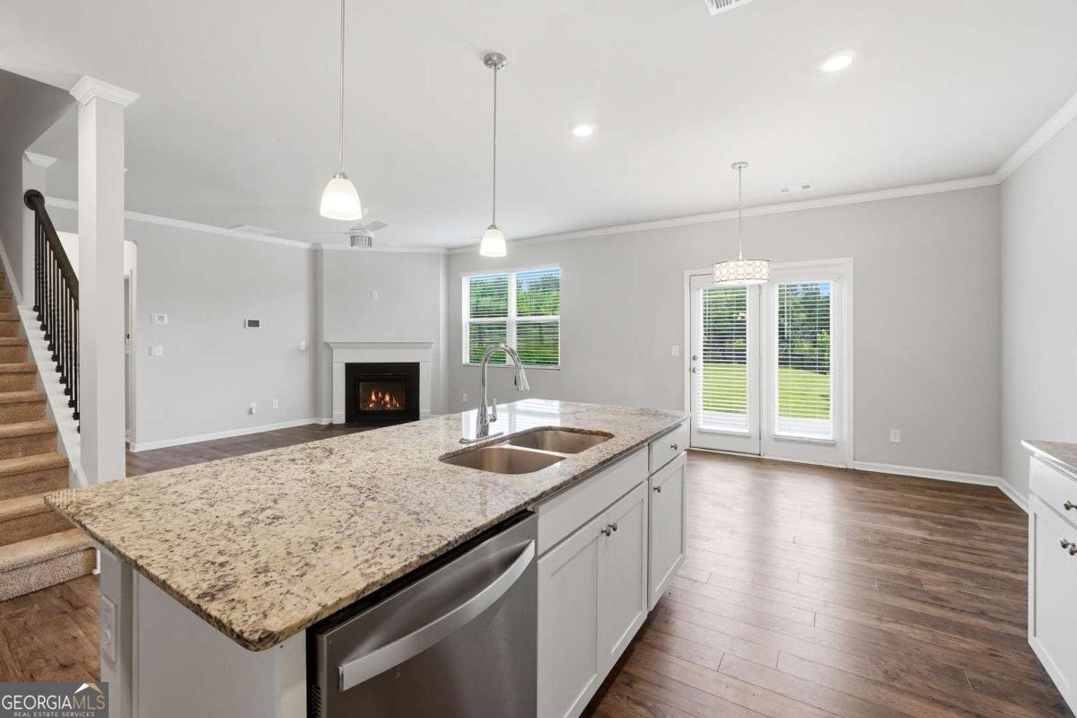 6890 Scarlet Oak Way Flowery Branch - Photo 16