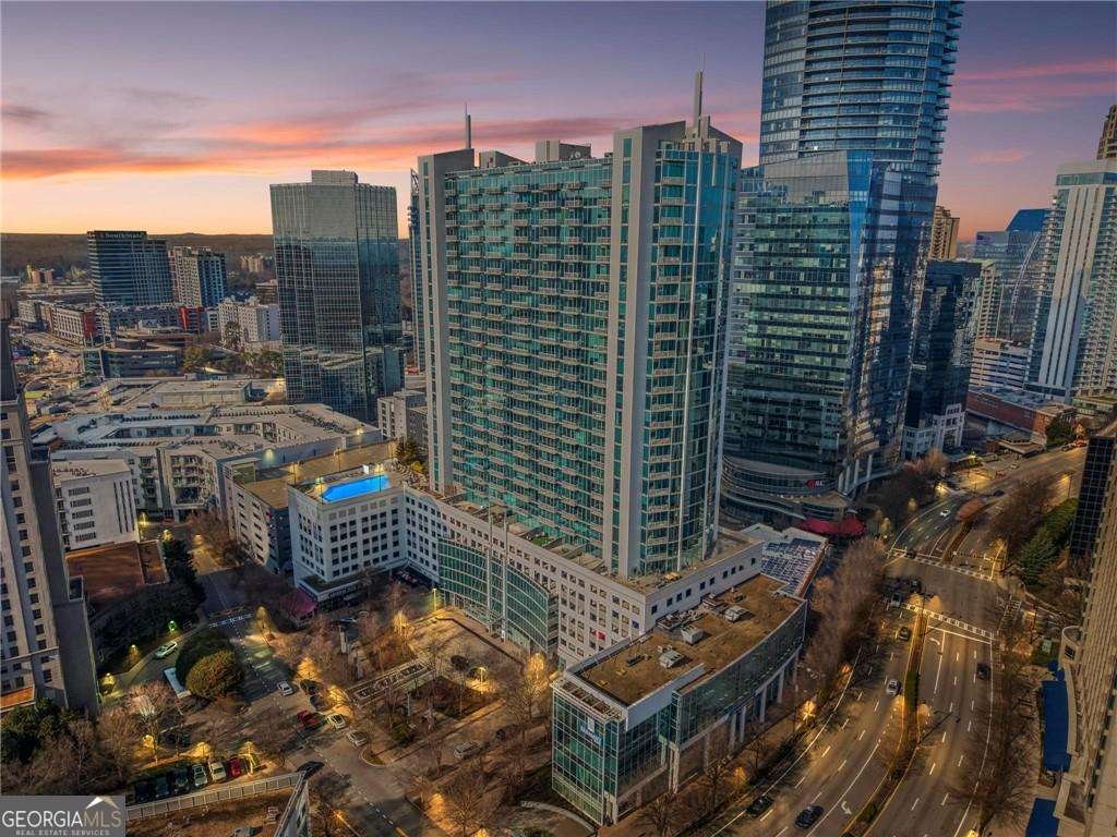 3324 Peachtree Road Atlanta - main photo
