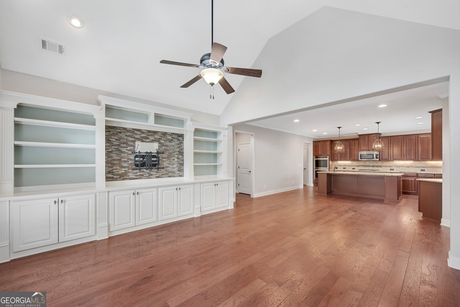 2842 Middlecreek Way Cumming - Photo 11