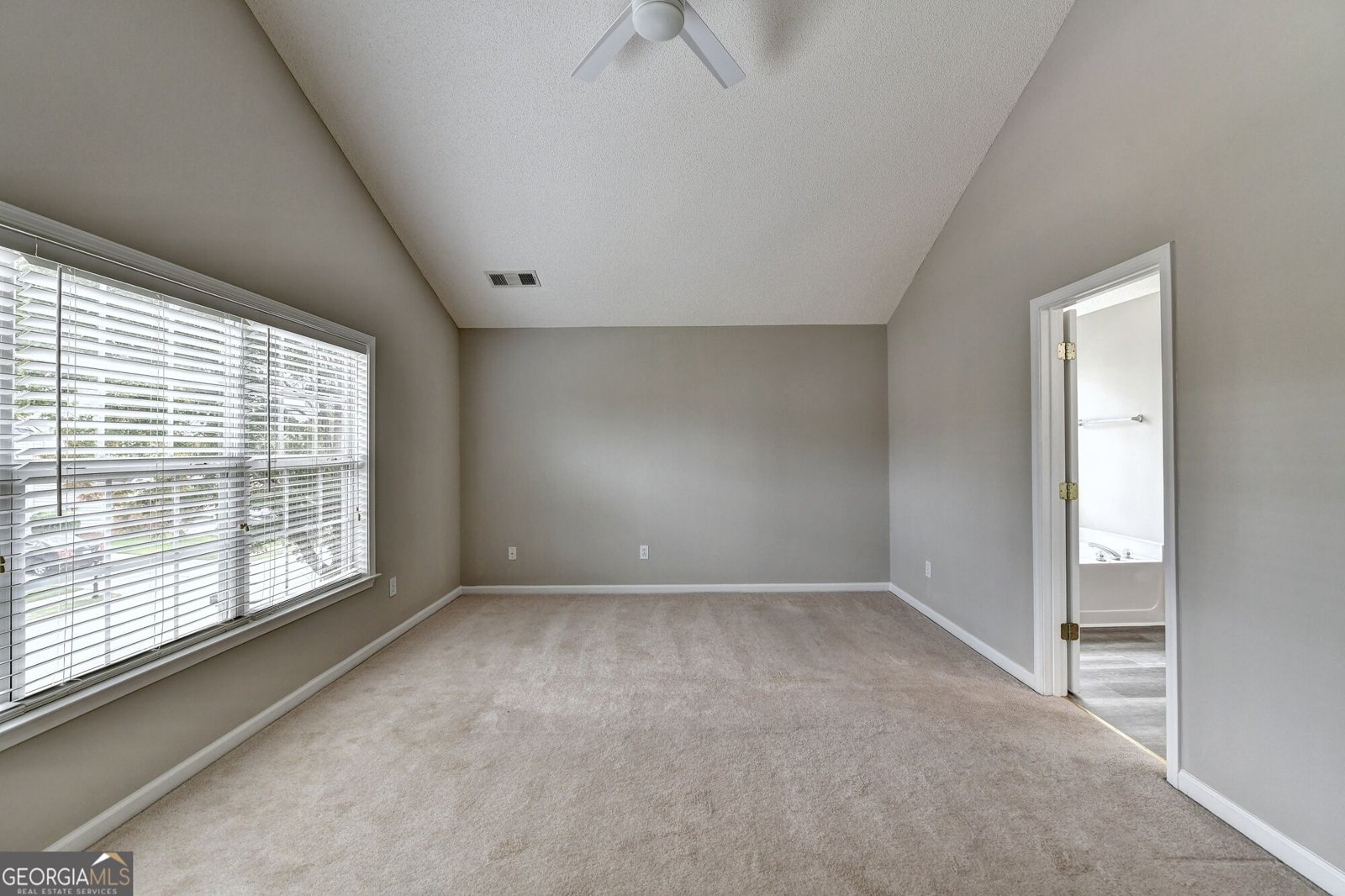 9210 Friarbridge Drive Suwanee - Photo 30