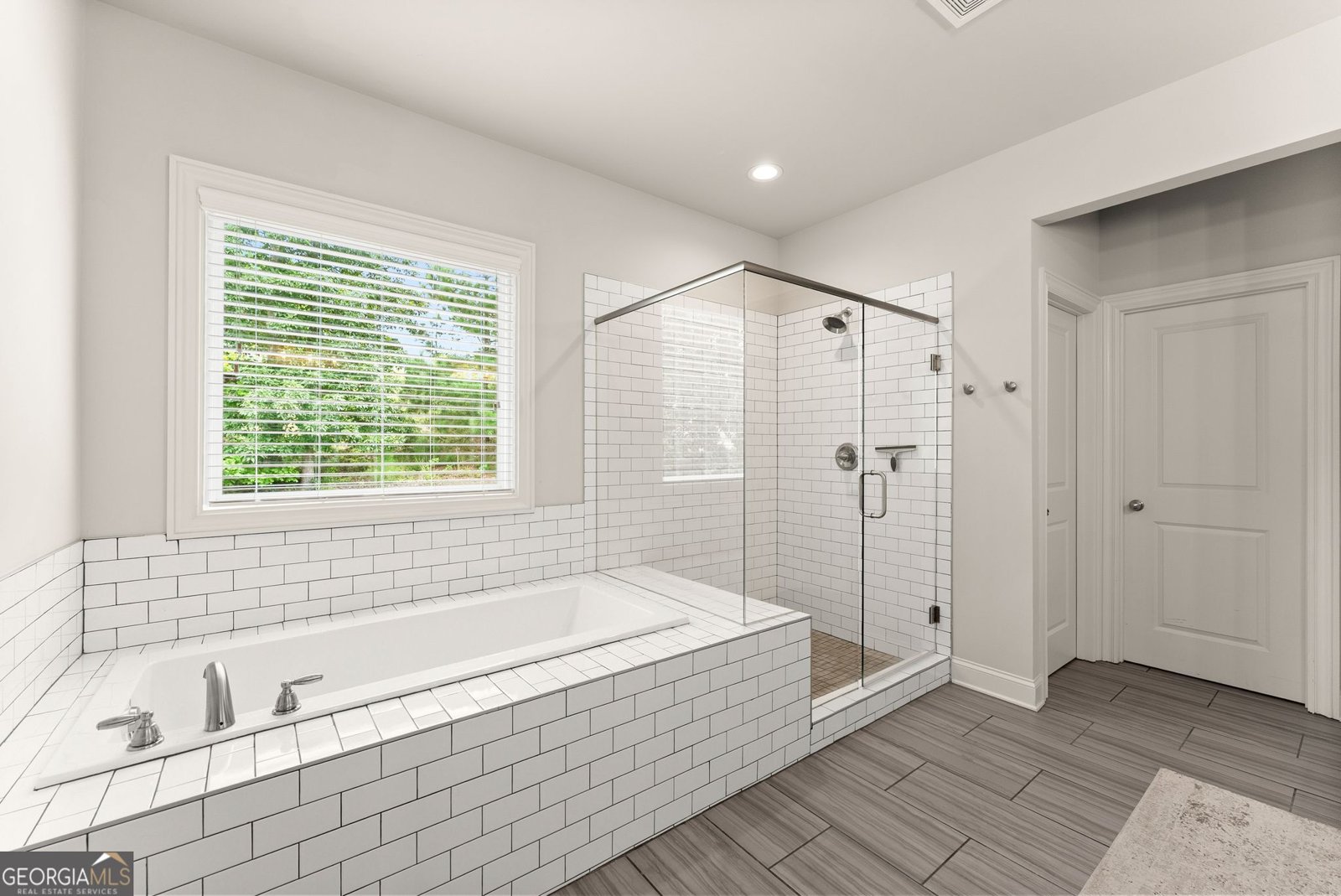 7066 Tree House Way Flowery Branch - Photo 18