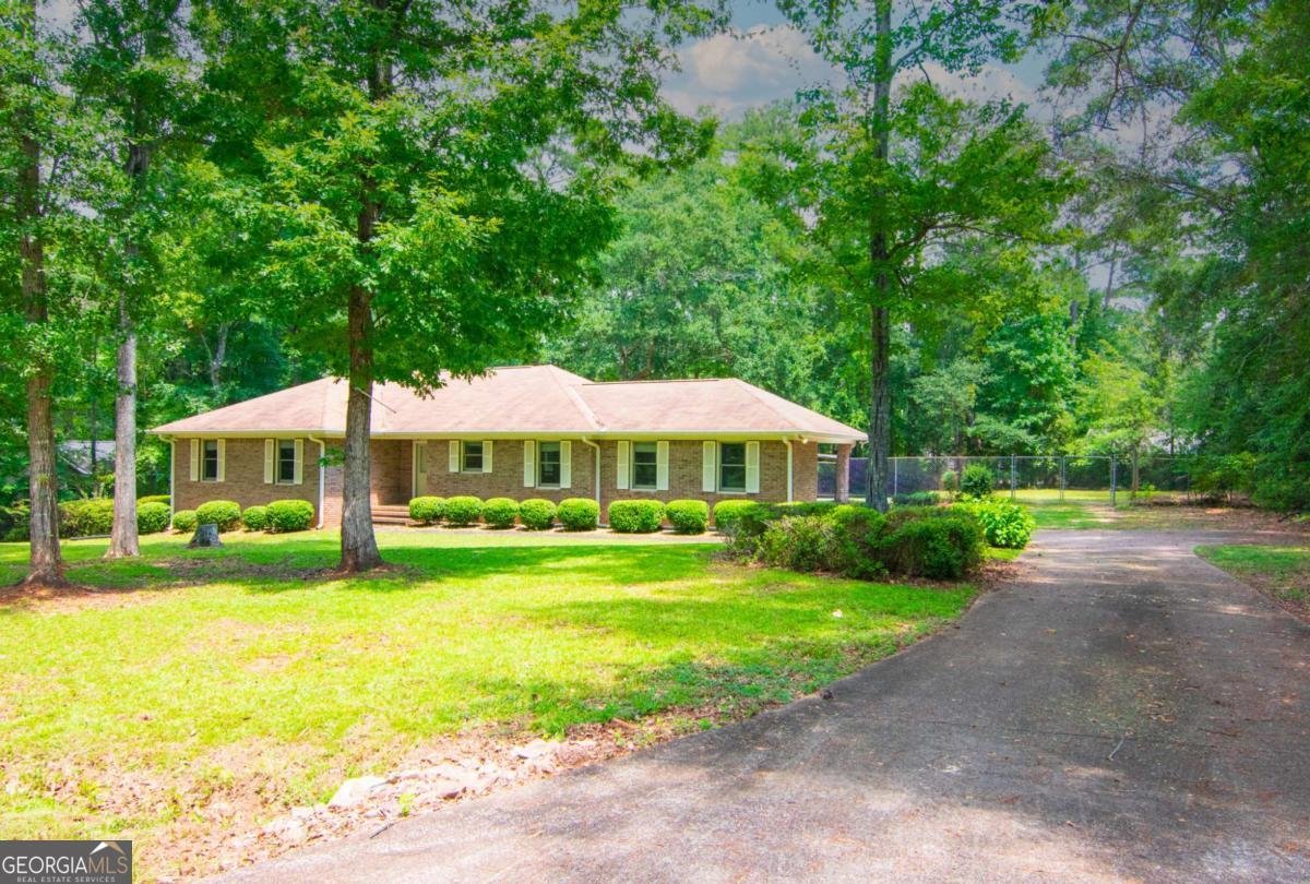 240 Plumfield Drive Pine Mountain - main photo