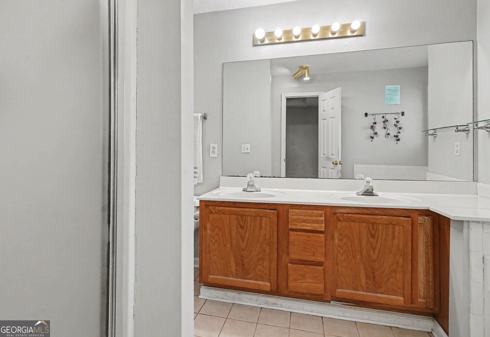 458 Padens Valley Court Lawrenceville - Photo 6