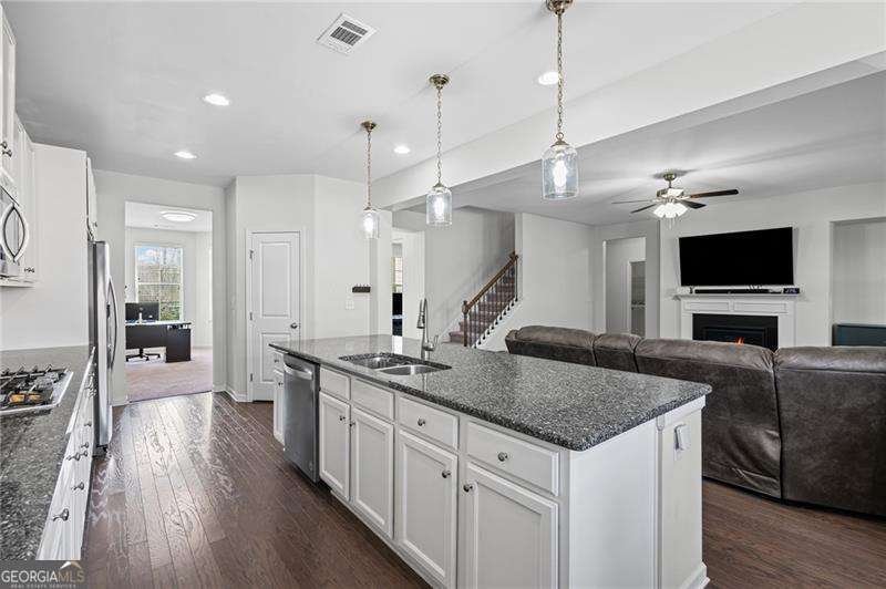5470 Mirror Lake Drive Cumming - Photo 17