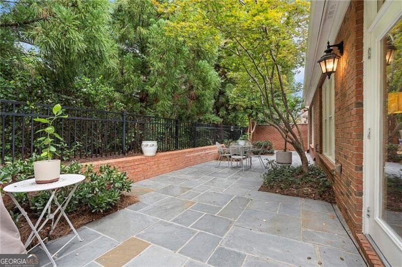 6485 Glen Oaks Lane Sandy Springs - Photo 25