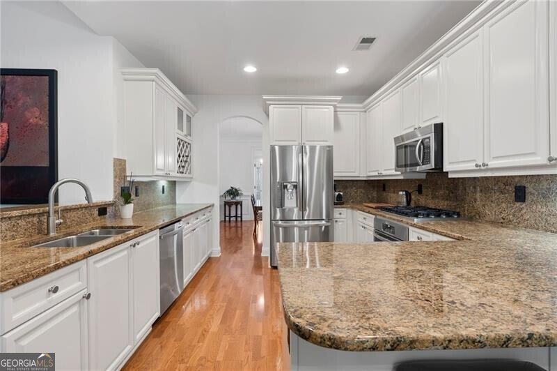 6485 Glen Oaks Lane Sandy Springs - Photo 30