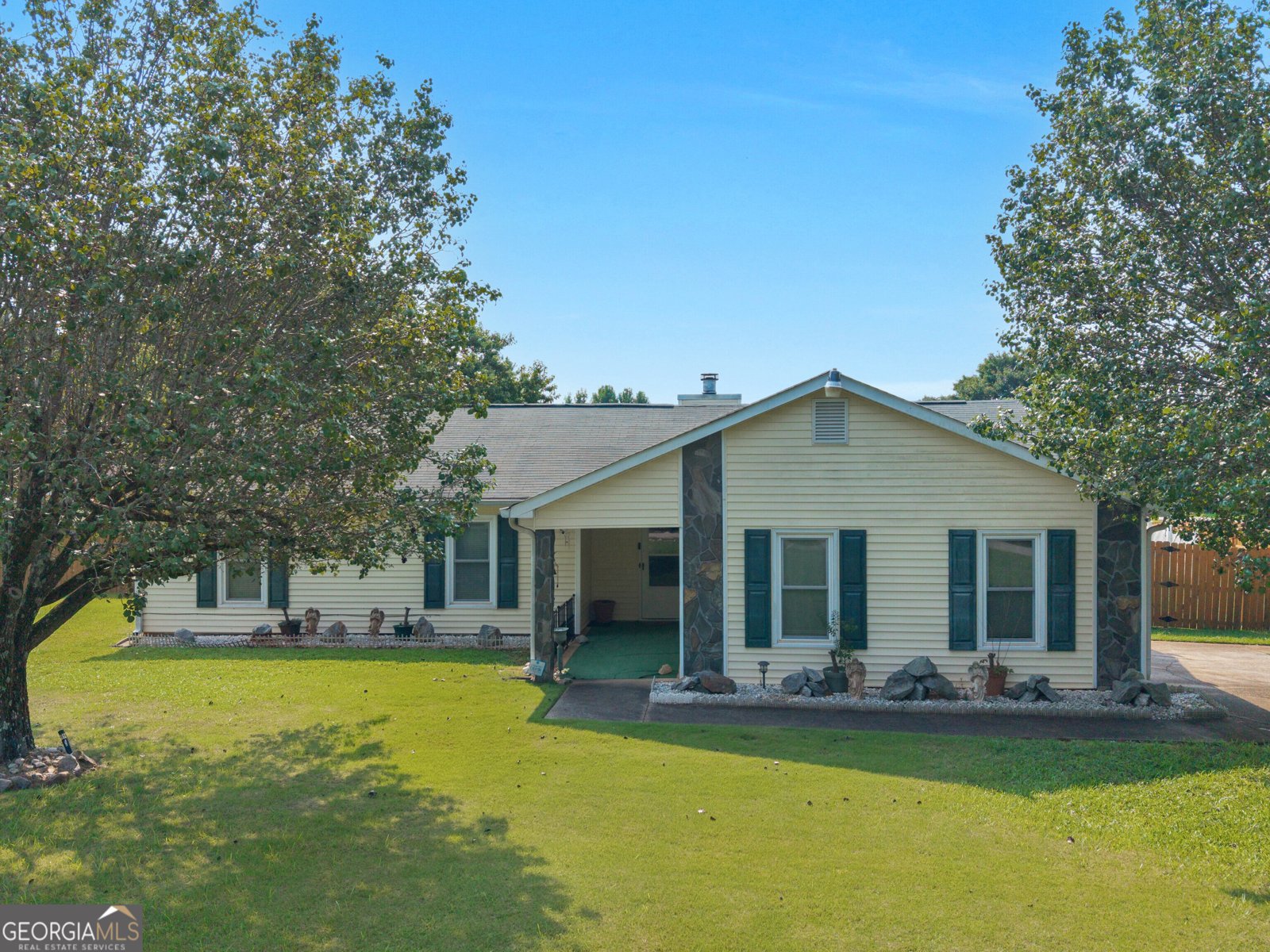 109 Summerfield Drive McDonough - main photo