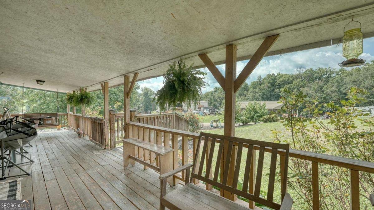 389 Nelson Circle Blairsville - Photo 6