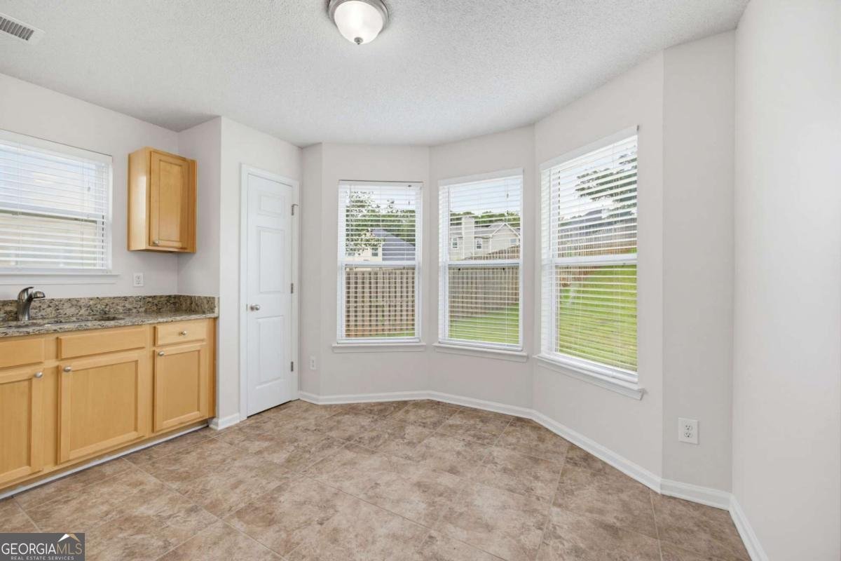 1022 Balsam Wood Trail Villa Rica - Photo 9