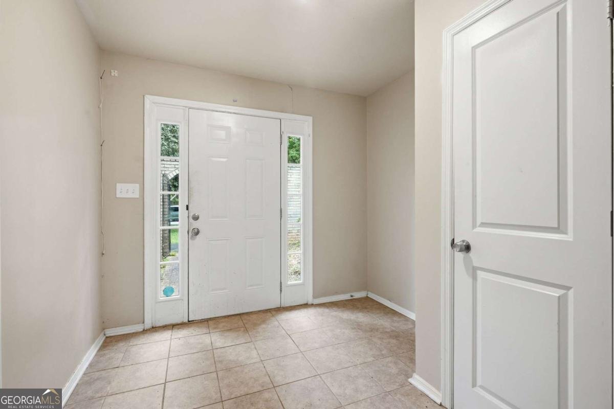 7037 Dalmatia Drive Riverdale - Photo 8