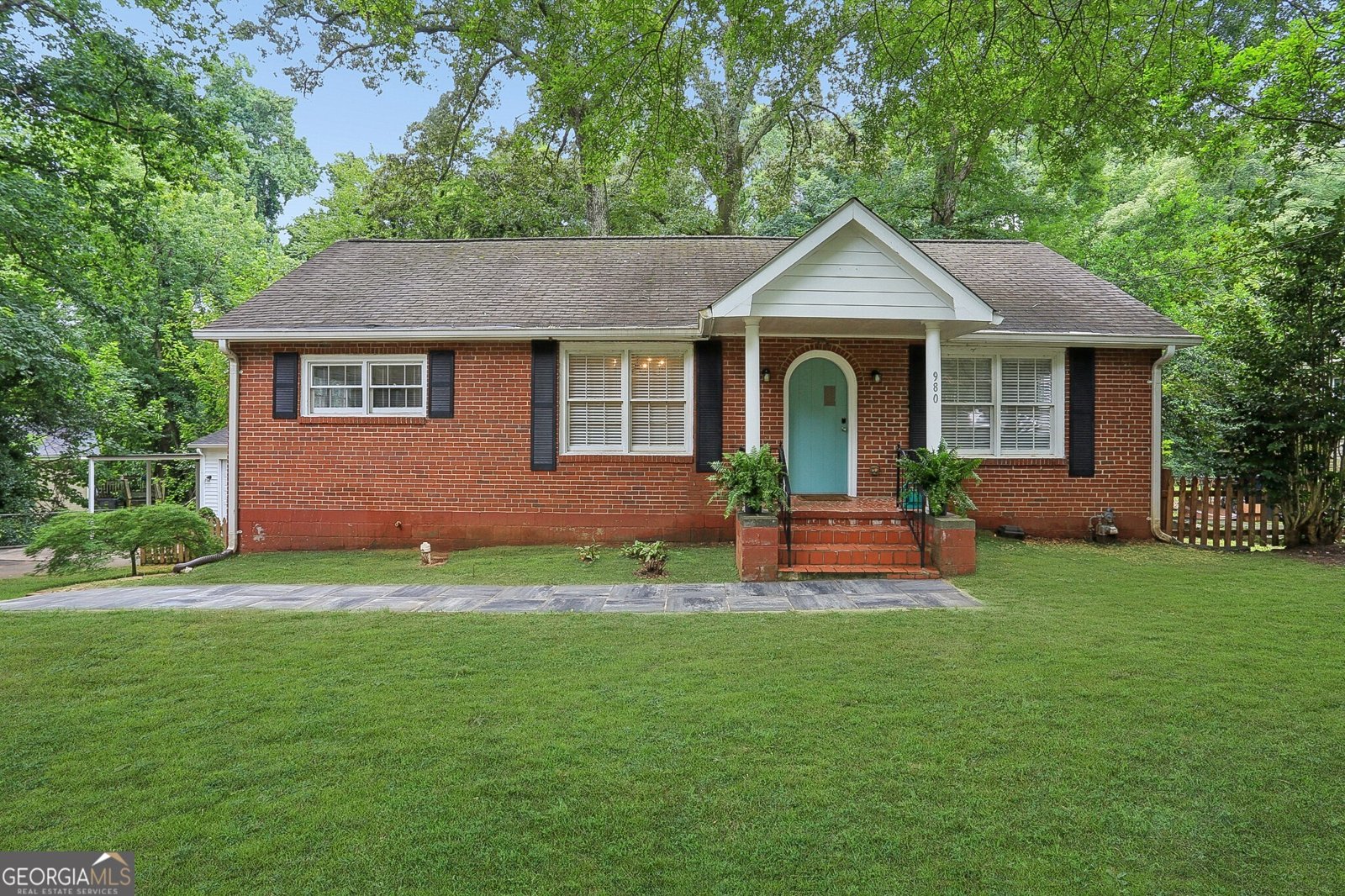 980 Brookdale Drive East Point - main photo