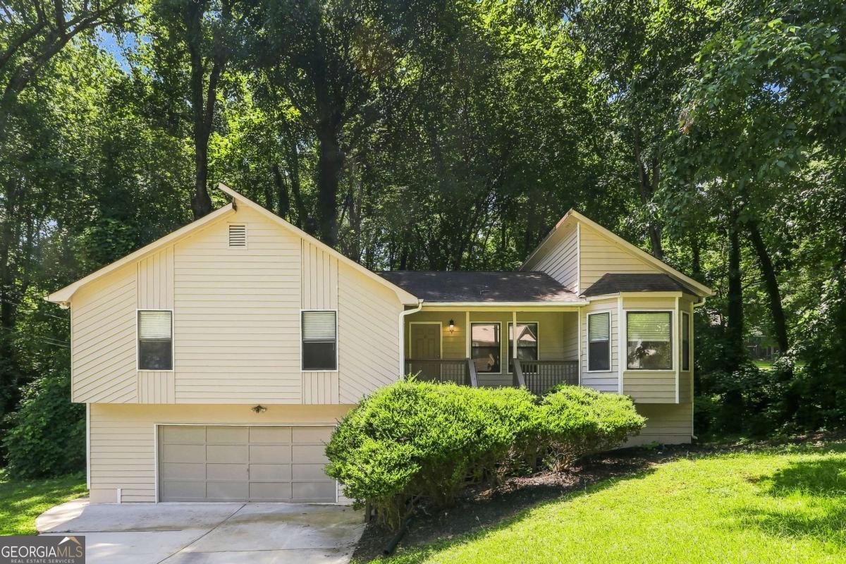 5561 Deerfield Place Kennesaw - main photo