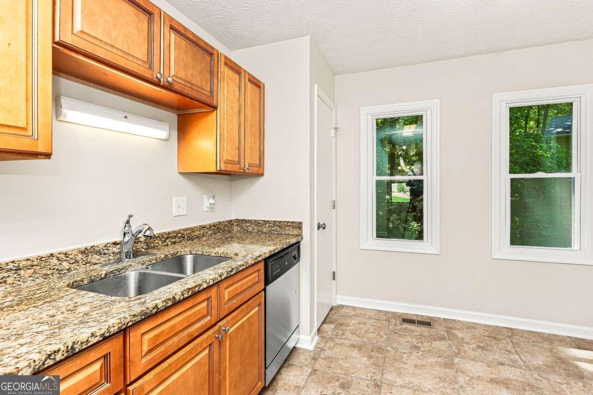 5561 Deerfield Place Kennesaw - Photo 9