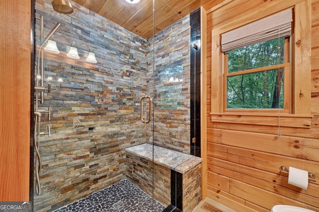 541 Little Bushy Head Road Blue Ridge - Photo 32