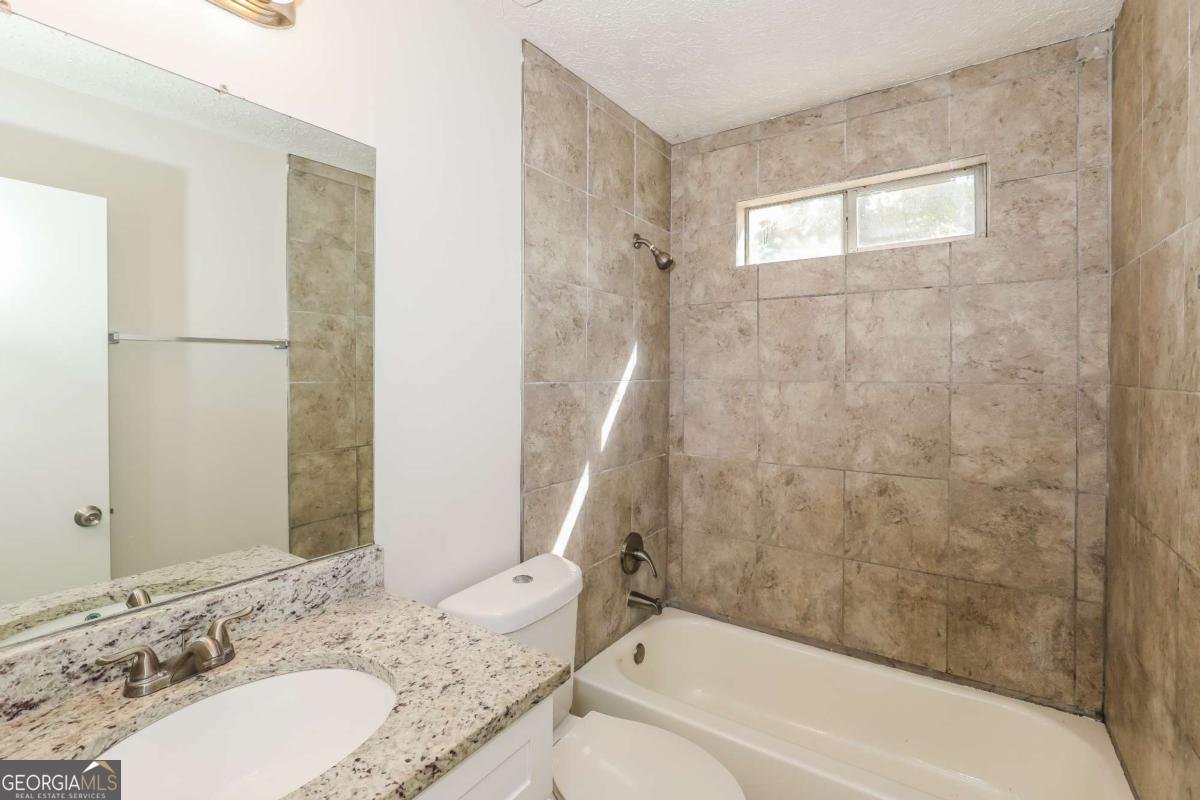 1361 Wrens Court Jonesboro - Photo 17