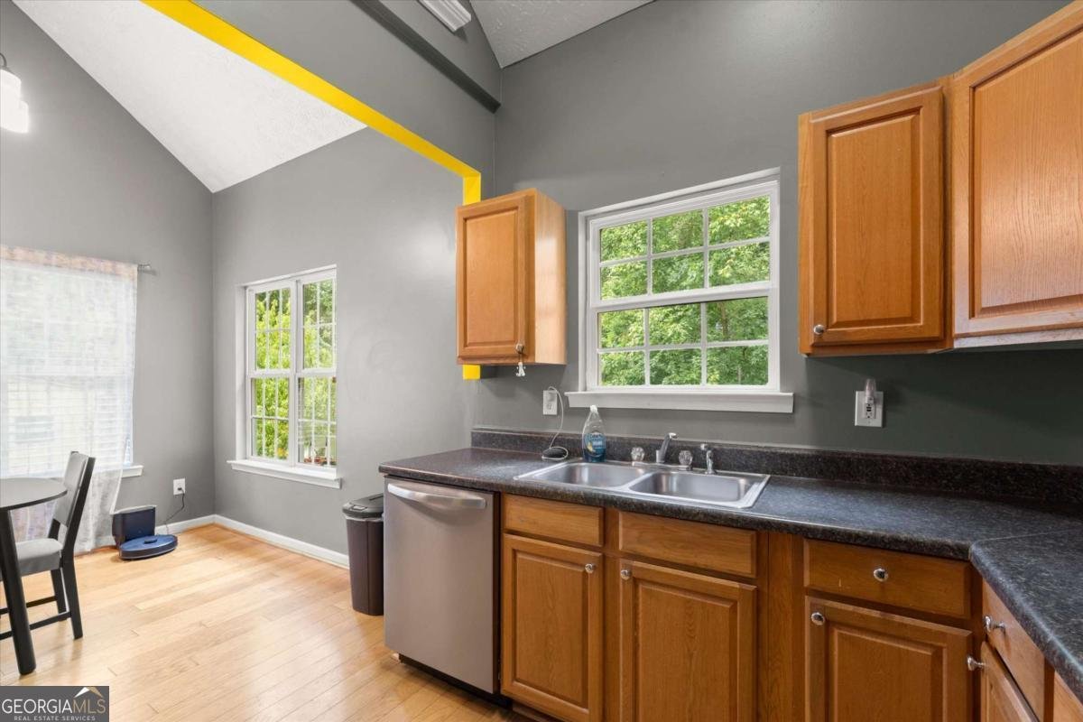 2119 Mulberry Street East Point - Photo 12