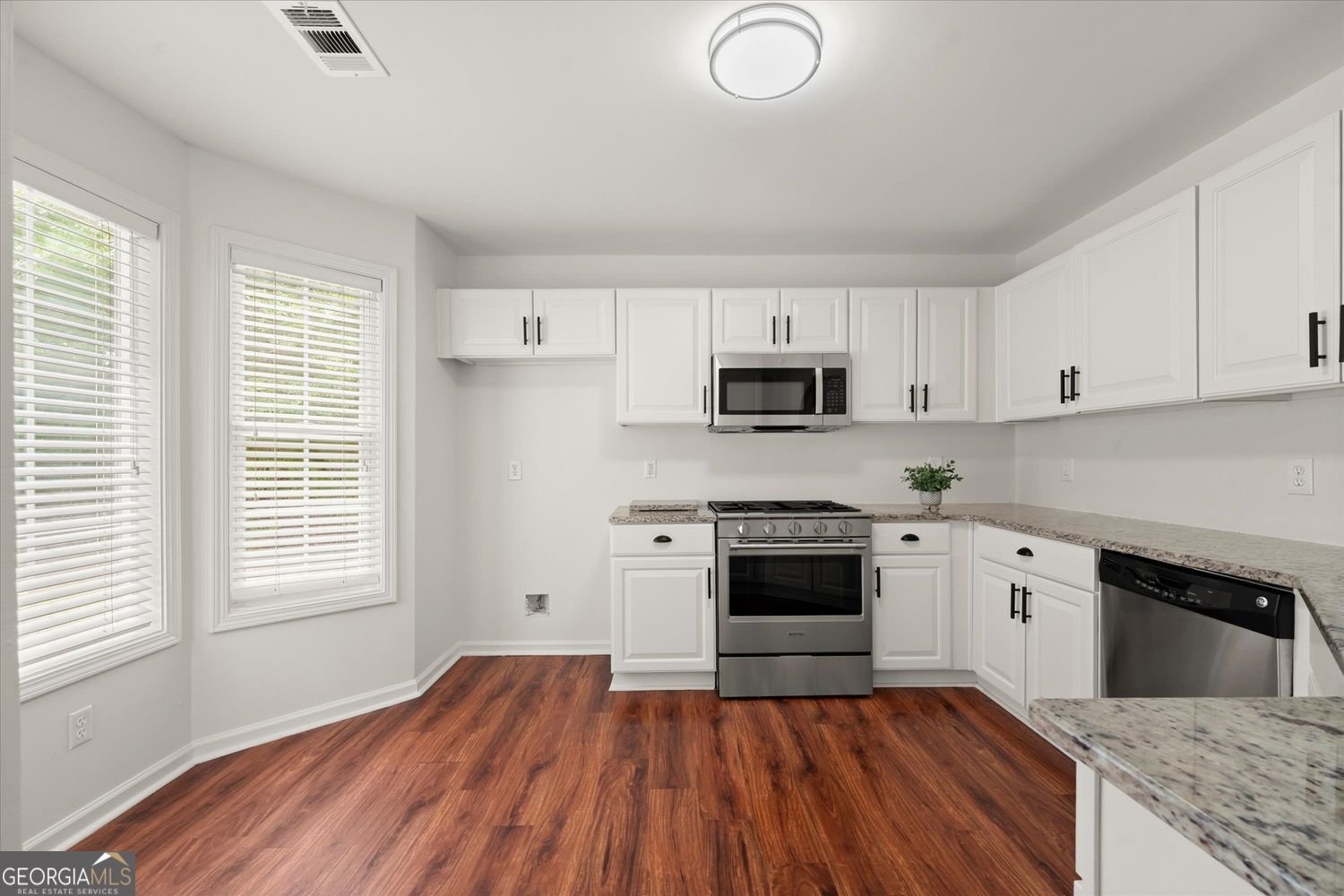 3351 Serenade Court Milton - Photo 12