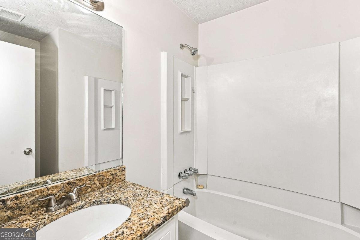 949 Falconcrest Drive Lawrenceville - Photo 14