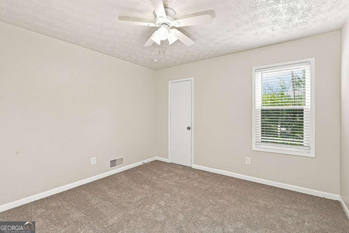 949 Falconcrest Drive Lawrenceville - Photo 9