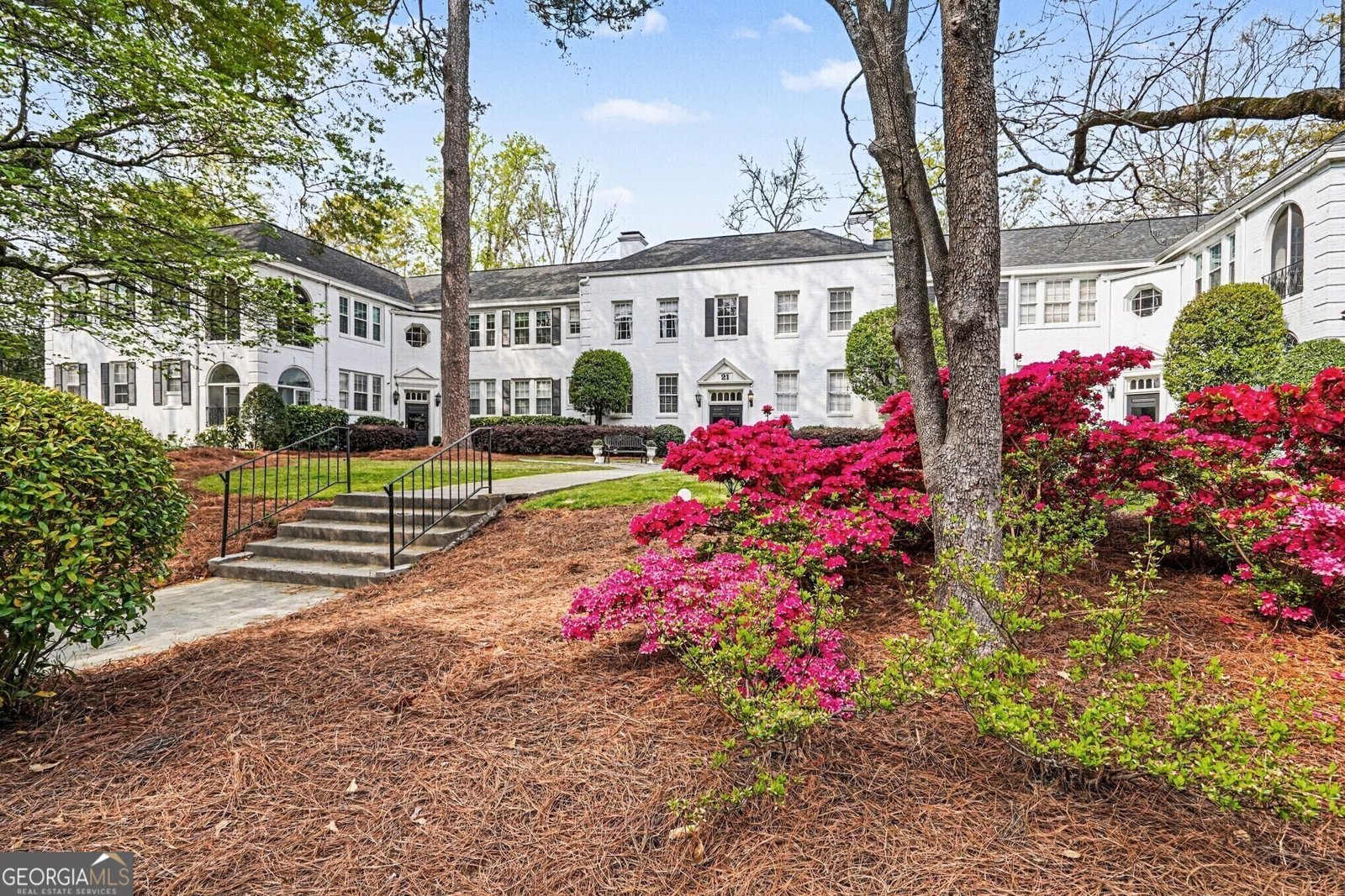 21 Peachtree Memorial Drive Atlanta - Photo 6