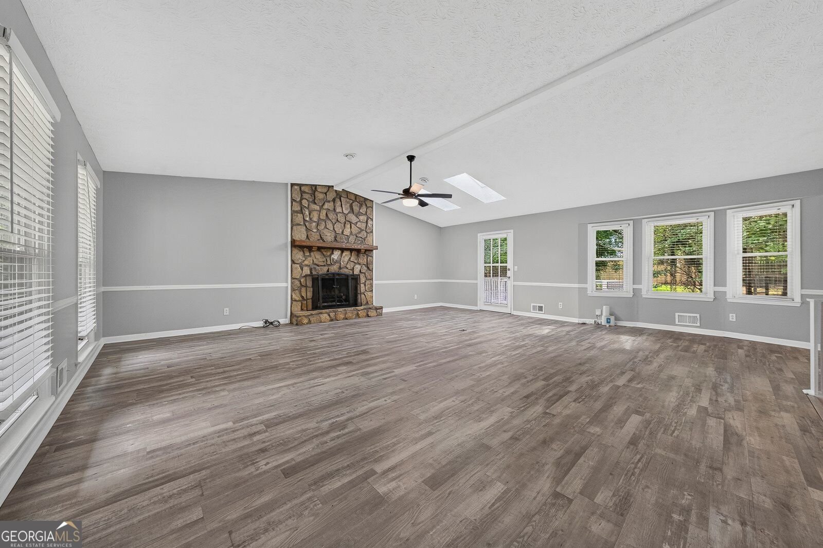 917 Andover Court Woodstock - Photo 10